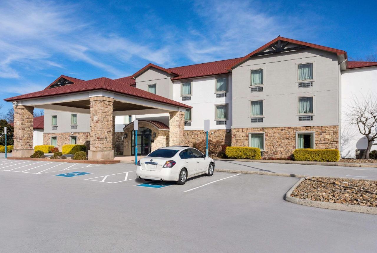 Quality Inn & Suites Monterey, Tn - Crossville, Tn Exteriér fotografie